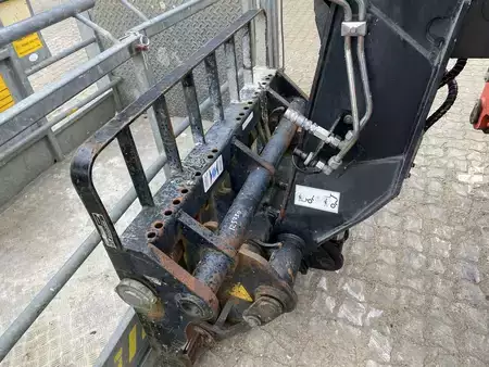 Teleskopstapler-Rotor 2012  Manitou MT1840A (9)