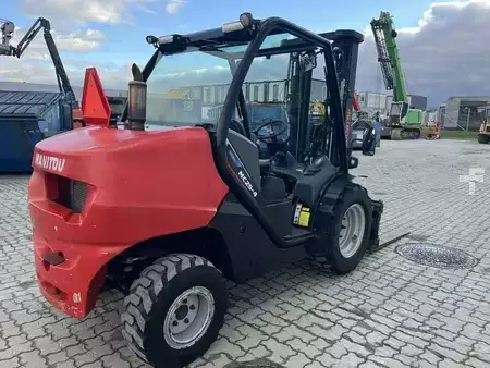 Dieselstapler 2020  Manitou MC25-4 (5)