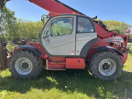 Ładowarki teleskopowe obrotowe 2016  Manitou MT1440A ST3B (4)