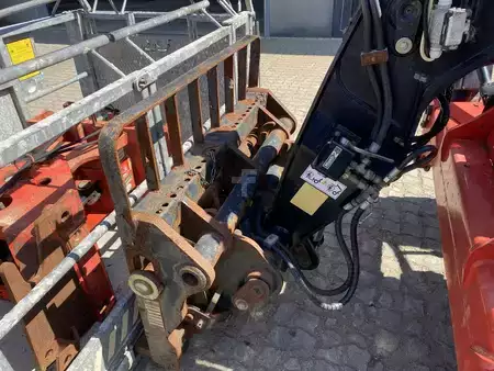 Empilhador telescópico giratório  2016  Manitou MT1440A ST3B (9)