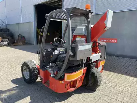 Meeneemheftrucks 2019  Manitou TMT25S (2)