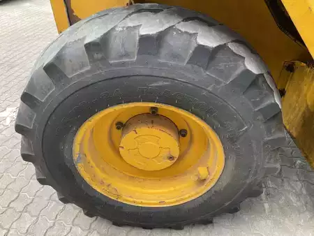 Empilhador telescópico giratório  1997  JCB 527-67 (7)