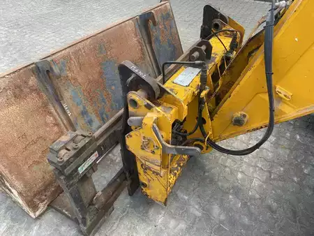 Empilhador telescópico giratório  1997  JCB 527-67 (9)