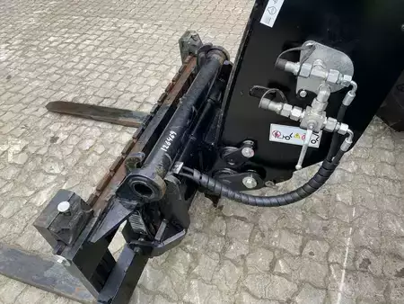 Sollevatori telescopici rotativi 2024  Manitou MLT841-145PS+ ELITE ST5 (11)