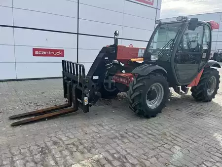 Teleskoptruck rundsving 2013  Manitou MLT629-20 PREMIUM (1)