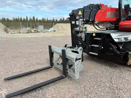 Verreikers (vast) 2024  Manitou MRT2260 VISION+ ST5 (6)