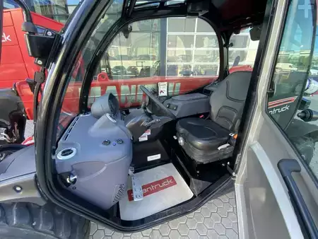 Ładowarki teleskopowe 2023  Manitou MT625H COMFORT (6)