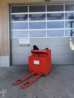 Transpallet elettrici uomo seduto 2018  Linde T20R (2)