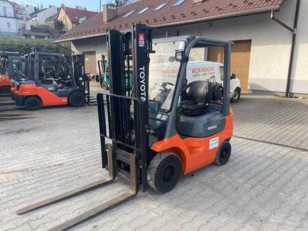 LPG Forklifts 2007  Toyota 42-7FGF15 (6)