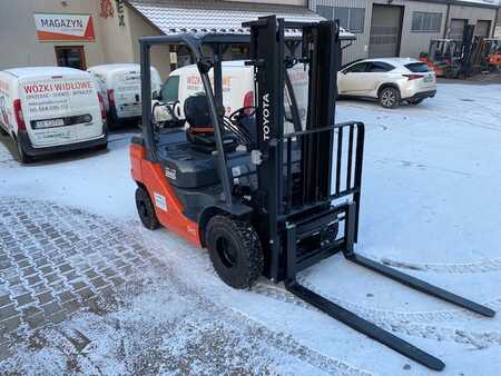LPG Forklifts 2023  Toyota 02-8FGF25 (6)