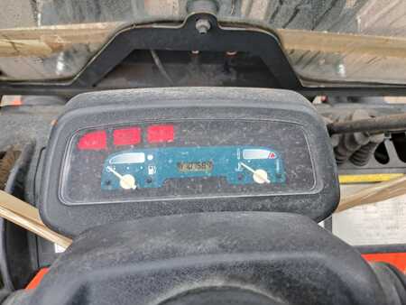 LPG Forklifts 2006  Toyota 02-7FGF30 (3)