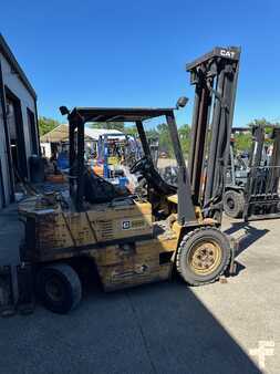 Nestekaasutrukki 1992  CAT Lift Trucks V50D (2)