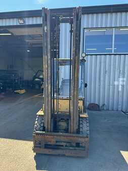 Nestekaasutrukki 1992  CAT Lift Trucks V50D (17)