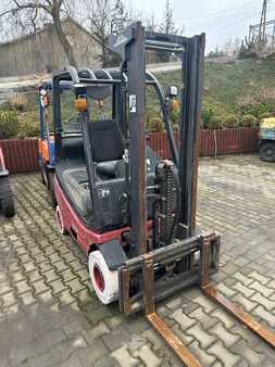 Empilhador a gás 2001  Linde H16T-03 (2)