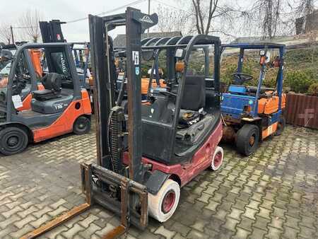 Empilhador a gás 2001  Linde H16T-03 (5)