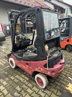 Empilhador a gás 2001  Linde H16T-03 (7)