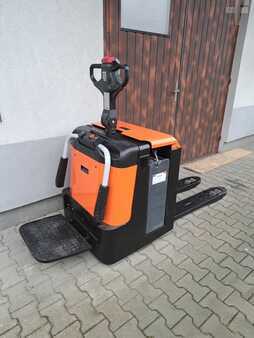 Transpallet elettrici 2007  BT LPE240/S - 24V/375Ah - 2020r (3)