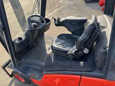 LPG heftrucks 2015  Linde H16T-01 EVO (9)