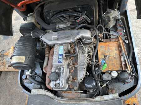 Chariots élévateurs diesel 1996  Toyota 02-6FDF30 (8)
