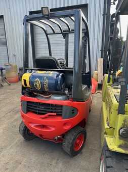 Treibgasstapler 2003  Linde H12T-03 (6)