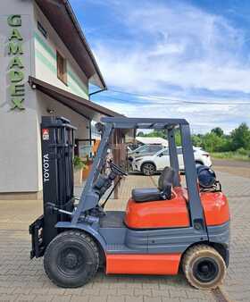 LPG heftrucks 1996  Toyota 6FG25 - dual fuel (1)
