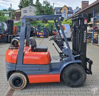 LPG heftrucks 1996  Toyota 6FG25 - dual fuel (5)