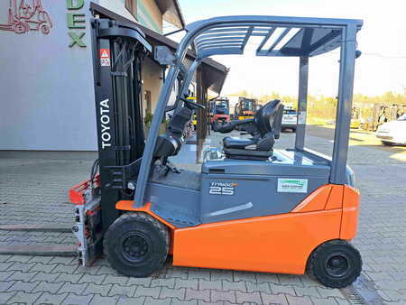 Carrelli elettrici 4 ruote 2019  Toyota 8FBMT25 - 2019 - Technically ready! (2)