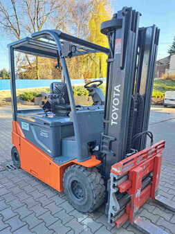 Carrelli elettrici 4 ruote 2019  Toyota 8FBMT25 - 2019 - Technically ready! (4)