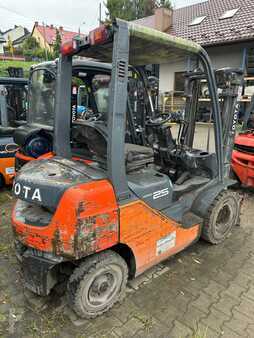 Carrelli elevatori diesel 2009  Toyota 50-8FD20 / 52-8FD20 (4)