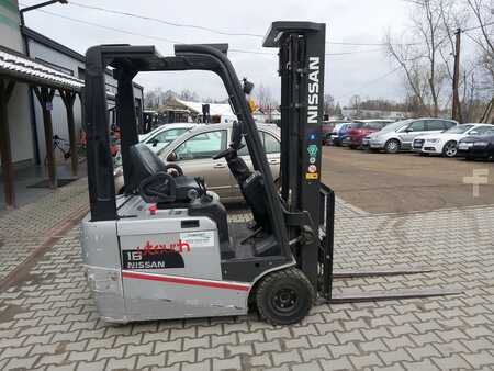 Carrelli elettrici 3 ruote 2008  Nissan 1N1L18Q - 48V/500AH - 2018 (1)