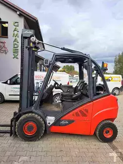 Empilhador a gás 2017  Linde H25T/600, 2500-3000 kg (1)