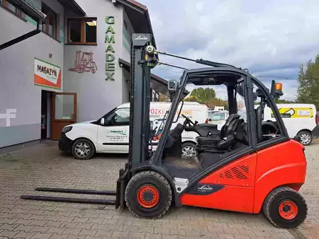 Empilhador a gás 2017  Linde H25T/600, 2500-3000 kg (2)