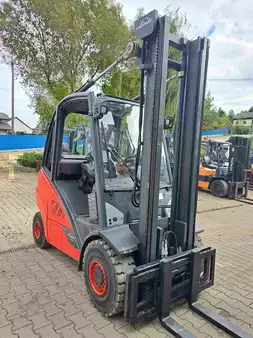 Empilhador a gás 2017  Linde H25T/600, 2500-3000 kg (6)