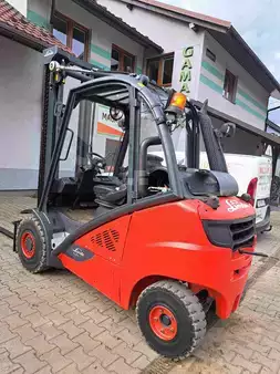 Empilhador a gás 2017  Linde H25T/600, 2500-3000 kg (8)