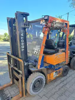 Gas truck 1995  Toyota 5FGL15 (4)