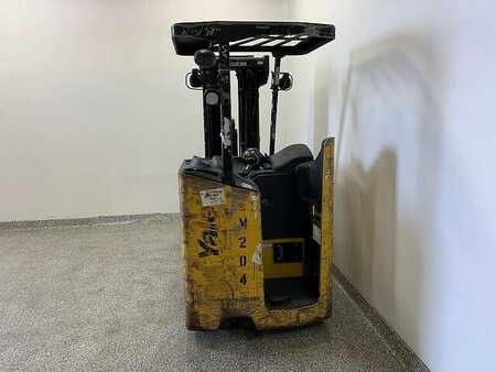 Stackers stand-on  Yale ESC040AD (4) 