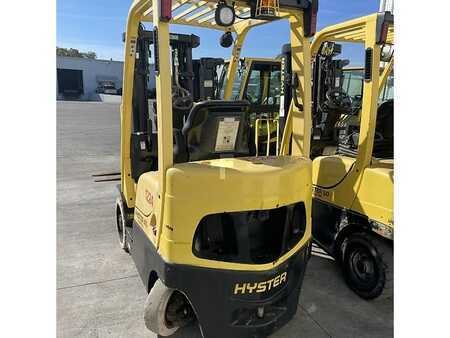 Propane Forklifts - Hyster S40FT (2)