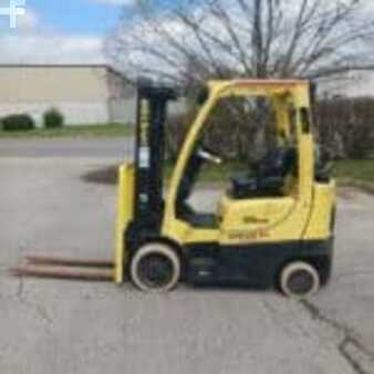 Propane Forklifts - Hyster S50FT (1)