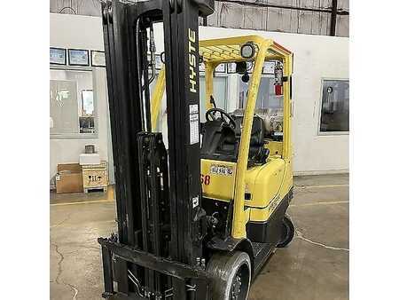 Propane Forklifts - Hyster S60FT (4)