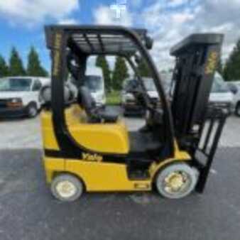 Propane Forklifts 2018  Yale GC050VX (1)