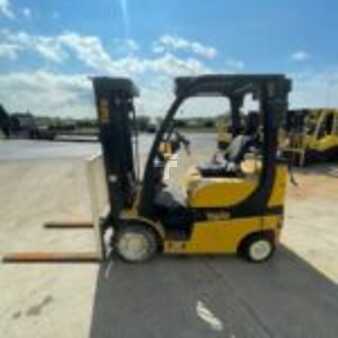 Propane Forklifts 2018  Yale GC050VX (1)