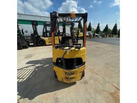 Propane Forklifts 2018  Yale GC050VX (3)