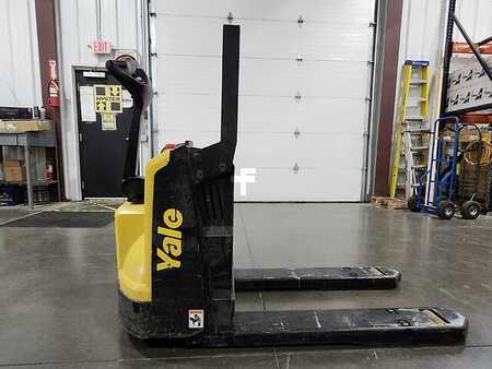 Electric Pallet Jacks - Yale MPB045VG (3)