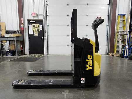 Electric Pallet Jacks - Yale MPB045VG (4)