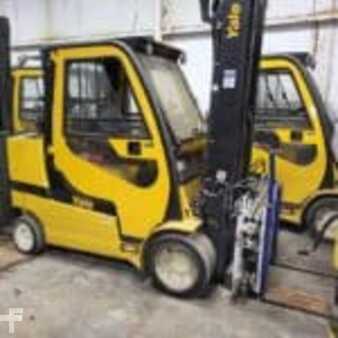 Propane Forklifts 2019  Yale GC120SVX (1)