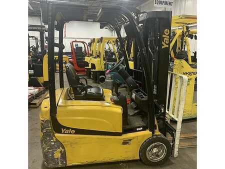 4 Wheels 2017  Yale ERP040VT (2)