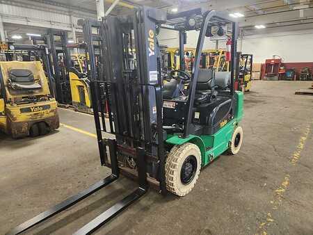 Gasoline Forklifts - Yale GP050MX (3)