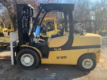 Propane Forklifts - Yale GP120VX (7)