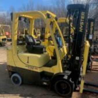 Propane Forklifts - Hyster S60FT (1)