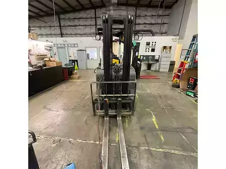 4-Wheel Electric  Yale ESC040AD (4)
